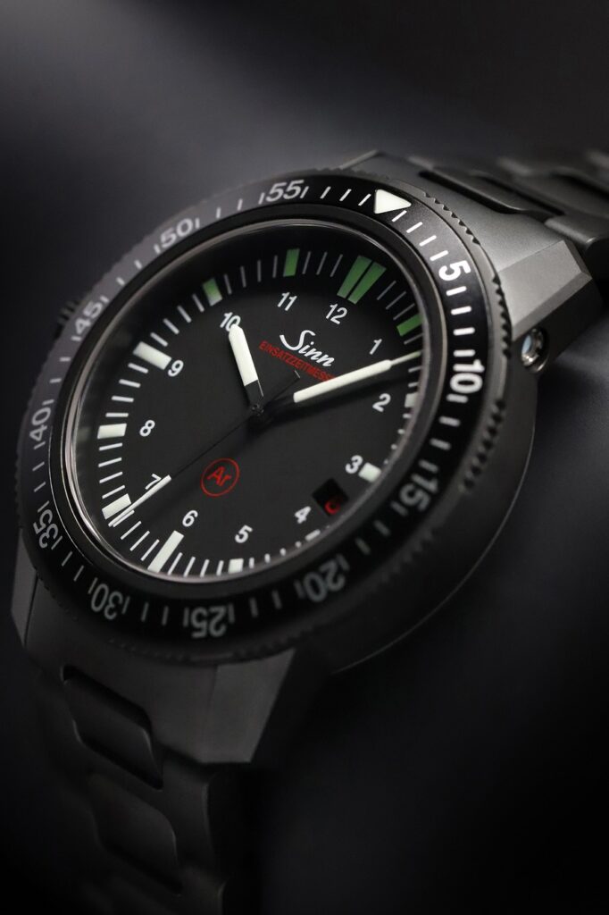Hodinky Sinn EZM 3 S